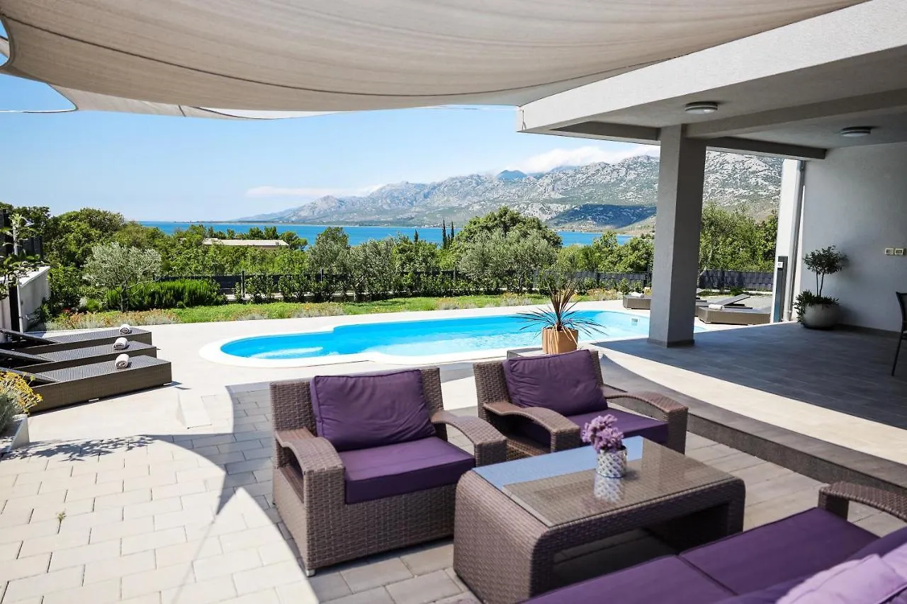 Villa Immortelle With Pool And Sea View Rovanjska