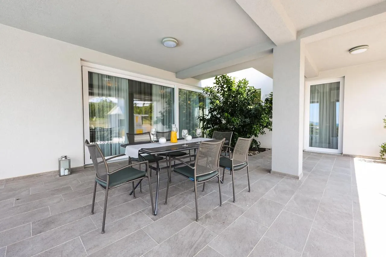 Villa Immortelle With Pool And Sea View Rovanjska Hırvatistan