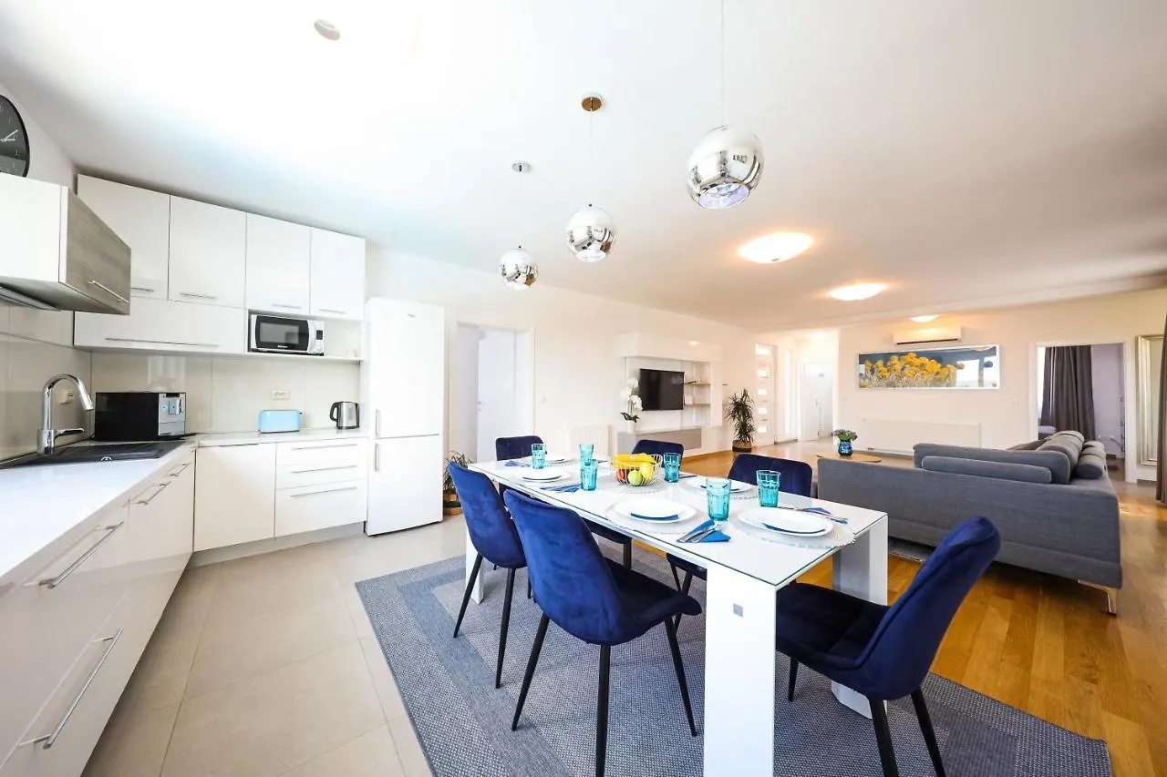 Villa Immortelle With Pool And Sea View Rovanjska 0*,  Hırvatistan