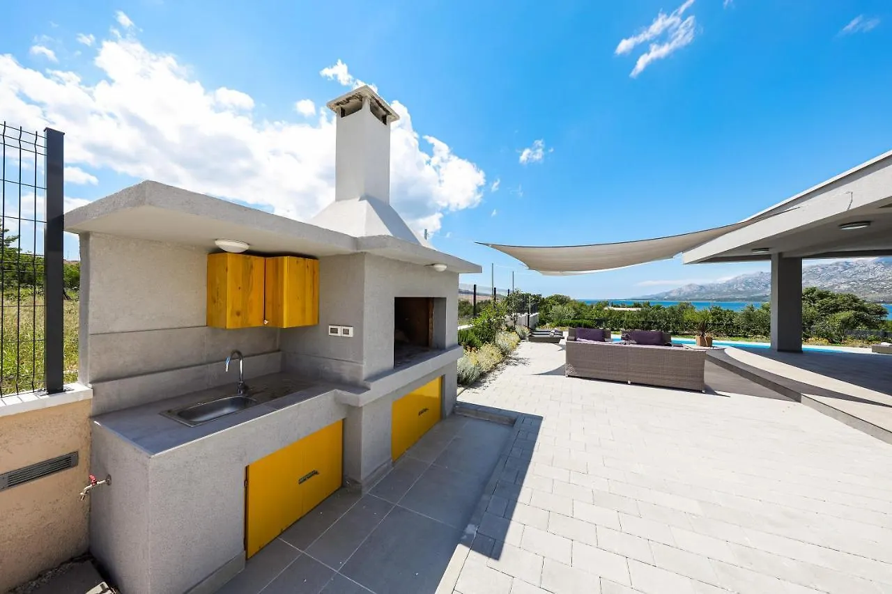 Villa Immortelle With Pool And Sea View Rovanjska 0*,