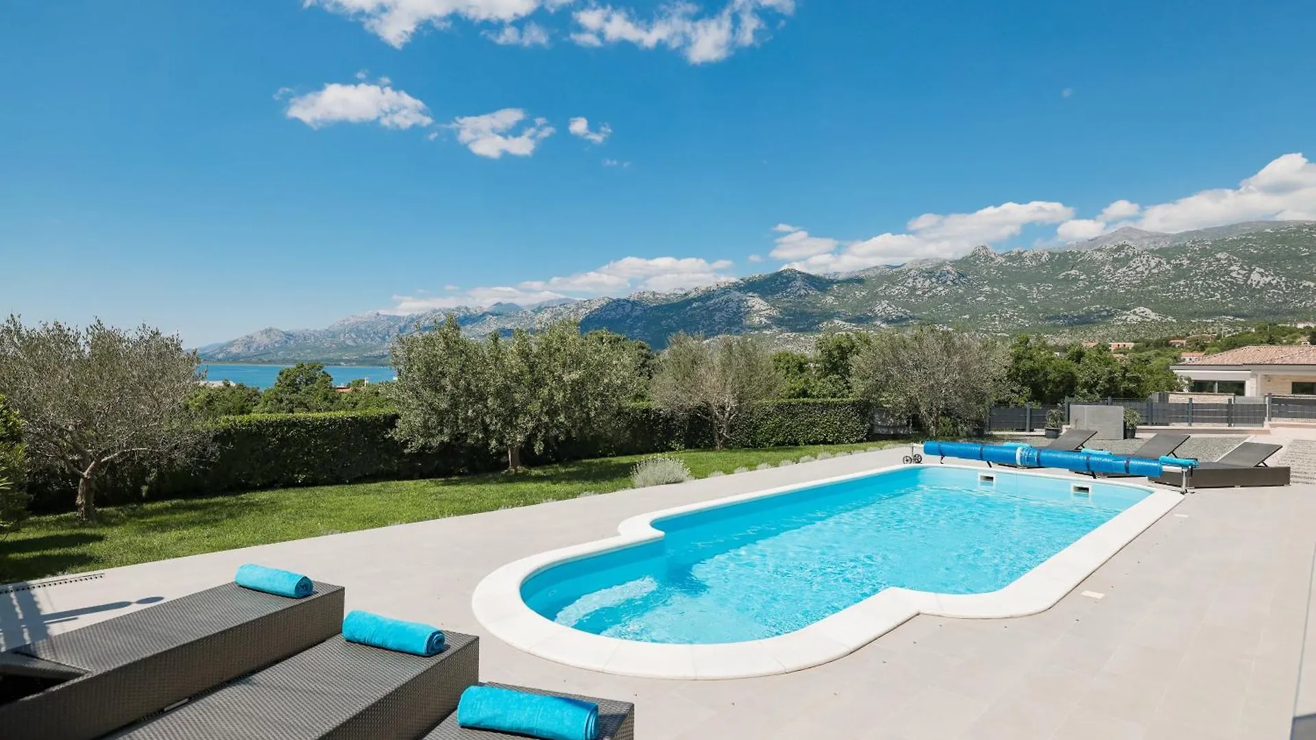 Villa Immortelle With Pool And Sea View Rovanjska Hırvatistan