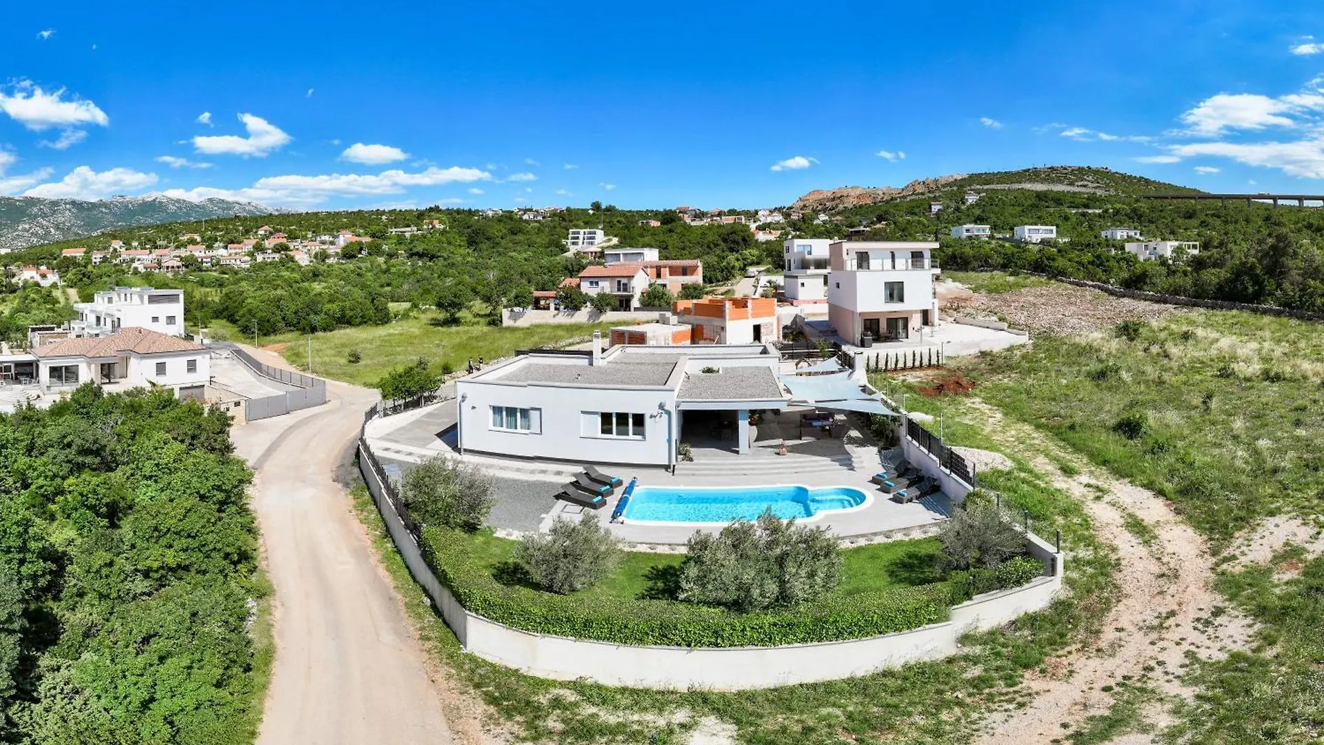 Villa Immortelle With Pool And Sea View Rovanjska
