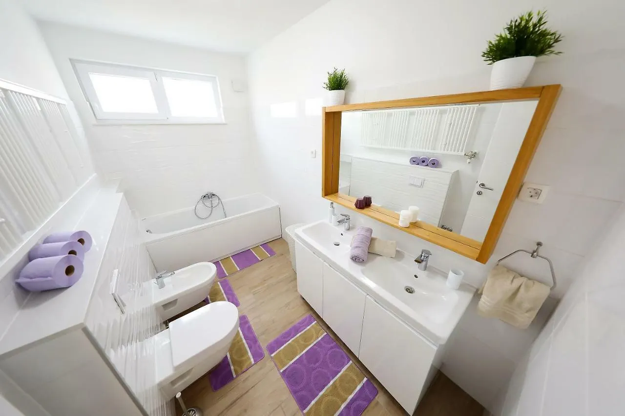 Villa Immortelle With Pool And Sea View Rovanjska